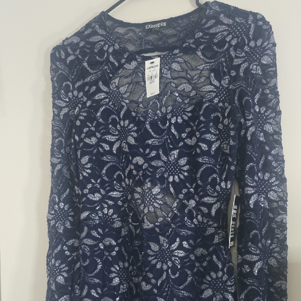 Express Midnight Blue & Silver Shimmer Floral Lace Dress (NWT)(XS)💙🤍💙 - Picture 2 of 9
